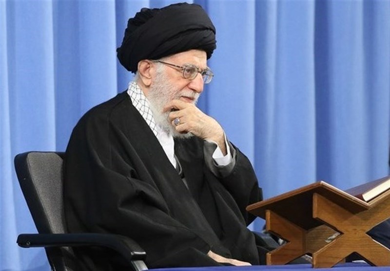 الامام الخامنئي يستقبل المشاركين في المسابقة الدولية للقرآن الكريم