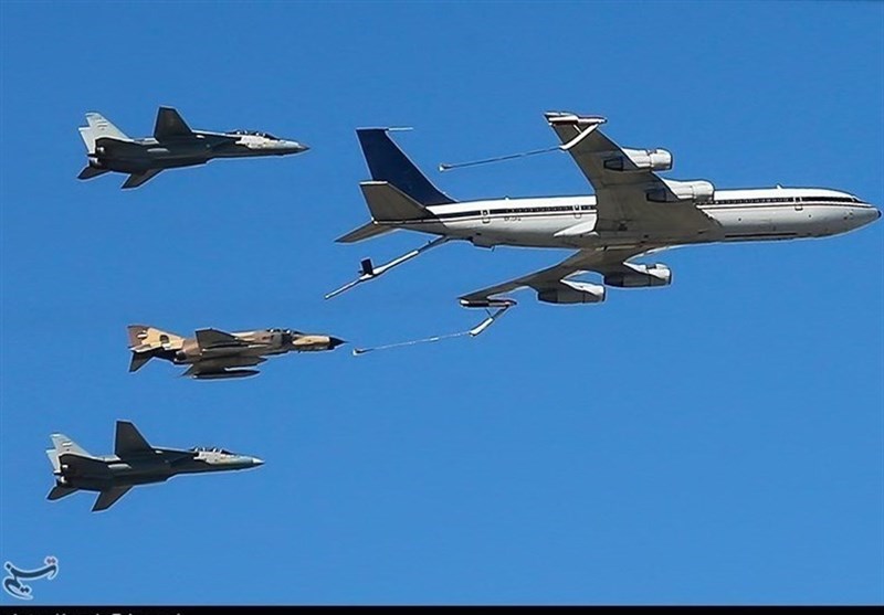 Iranian Fighter Jets Stage Drill ahead of National Army Day