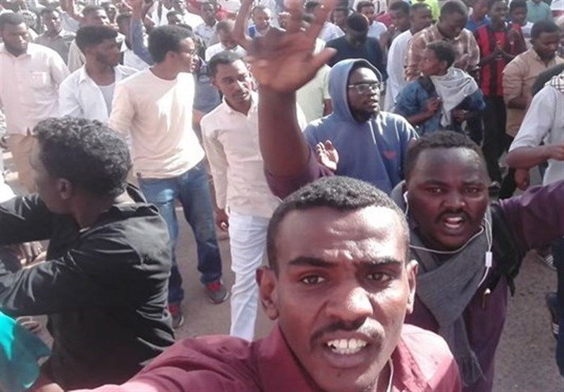 آخرین تحولات آفریقا| سفر هیئت مصری بلندپایه به سودان/ تعیین رئیس جدید شورای قانون اساسی الجزایر