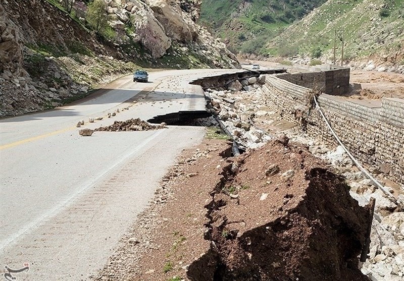 لرستان|2200 میلیارد ریال اعتبار برای بازسازی جاده ویسیان به معمولان نیاز  است- اخبار استانها تسنیم | Tasnim