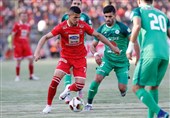 لیگ برتر فوتبال| نیمه اول دیدار ذوب‌آهن - پرسپولیس برنده نداشت