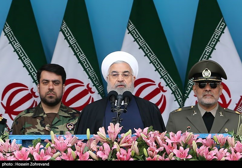 روحانی: توهین به نیروهای مسلح توهین به ملت ایران است/سردمداران آمریکا در اوهام خود غرق شده‌اند