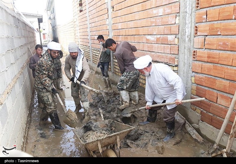 4577 واحد مسکونی در مناطق سیل‌زده گلستان لایروبی و پاکسازی شد