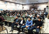 کاشان| جوانان سرمایههای واقعی کشور هستند