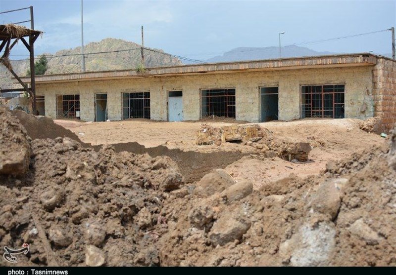 3974 واحد مسکونی تخریب شده پلدختر توسط استان اصفهان احداث و بازسازی می‌شود