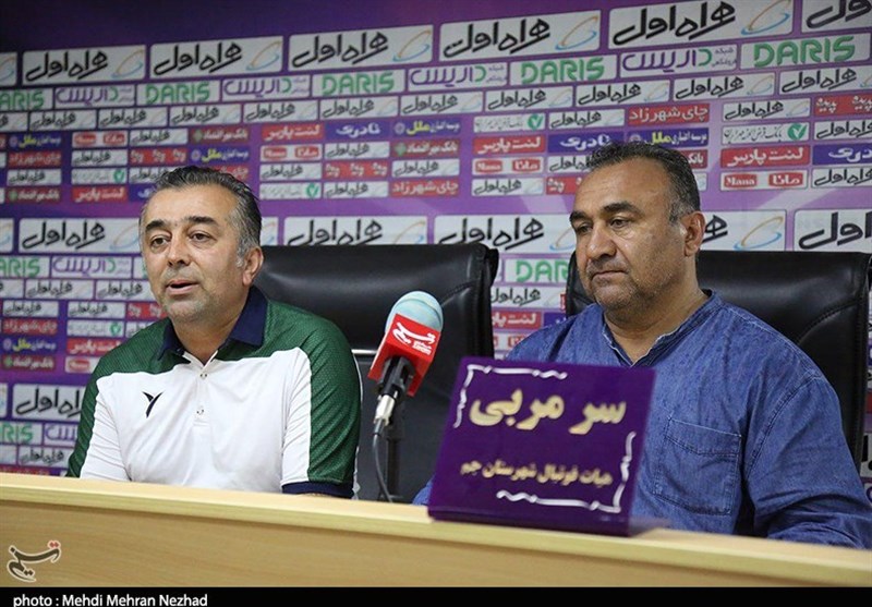 بوشهر| دست‌نشان: بیانیه‌ها و شرایط پارس جنوبی کار ما را سخت کرده بود/ فوتبال ما در باد مربیان خارجی خوابیده است