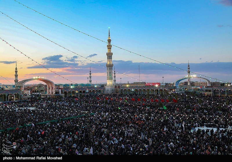 مسیرهای منتهی به جمکران مملو از جمعیت؛ افزایش 12 درصدی تردد زائران