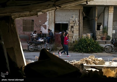 ویرانی های جنگ با تروریست های تکفیری داعش در حومه شهر لاذقیه کشور سوریه