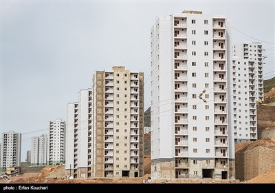 نمایی از ساختمان های در حال تکمیل فاز 11 پردیس (کوزو)