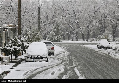 بارش برف بهاری در ارومیه
