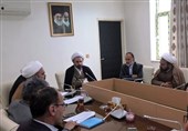 ایلام| پرداختزکات بسیاری از مشکلات نیازمندان را برطرف میکند