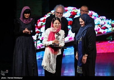 تقدیر از برگزیدگان سی‌وهفتمین جشنواره جهانی فیلم فجر