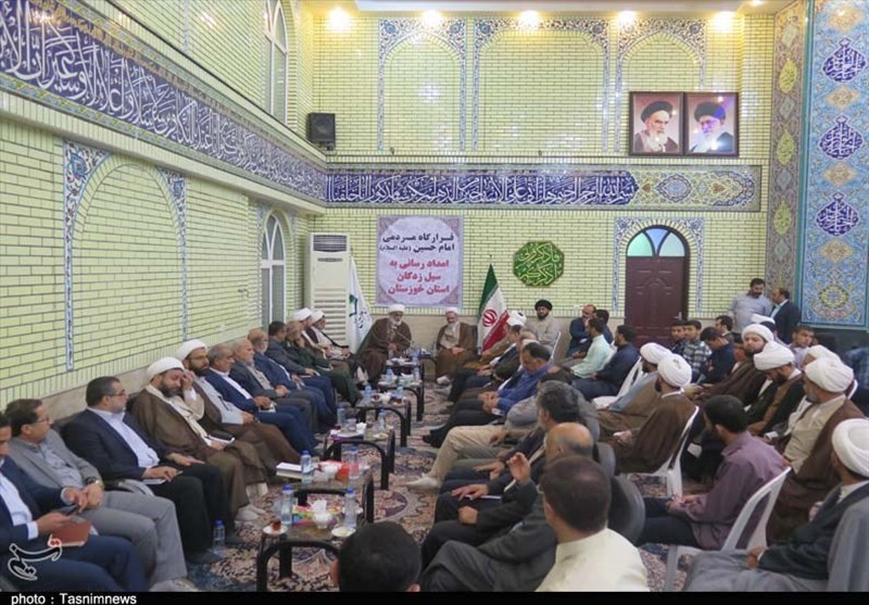 اهواز| نشست صمیمی اعضای کمیته قرارگاه مردمی امام حسین(ع) با آیت‌الله اعرافی+ تصویر