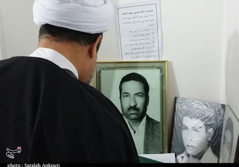 نماینده ولی‌فقیه در استان کرمان با مادر شهیدان نامجو دیدار کرد+تصاویر