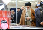 بازدید رهبر معظم انقلاب اسلامی از نمایشگاه کتاب تهران