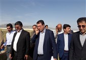 وزیر صنعت، معدن و تجارت از طرح آهک صنعتی و هیدراته پلدختر بازدید کرد