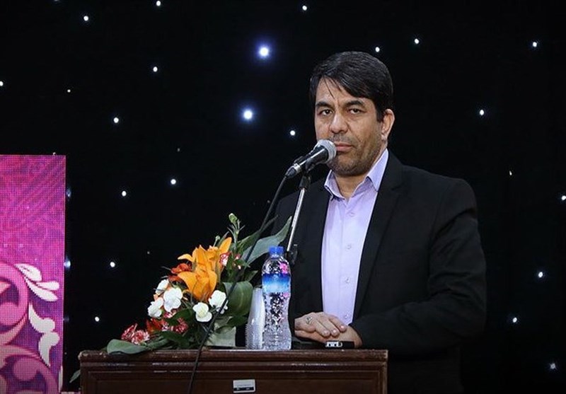 استاندار یزد: افتتاح پروژه‌های آب و برق در قالب پویش &quot;الف_ ب ایران&quot; رونق را به استان‌ها آورده است