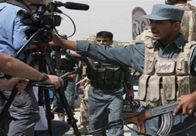 بازداشت خبرنگاران بازگشته از مناطق تحت کنترل طالبان توسط دولت افغانستان