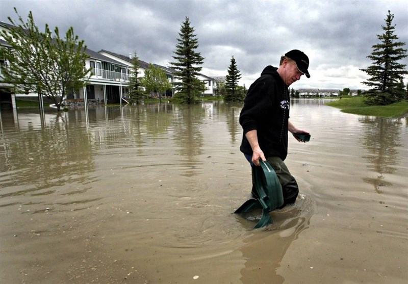 Hundreds of Canadian School Children Off This Week, Possibly Next Due to Floods