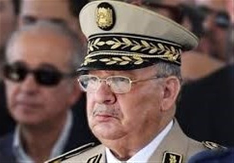 فرمانده ارتش الجزایر درگذشت