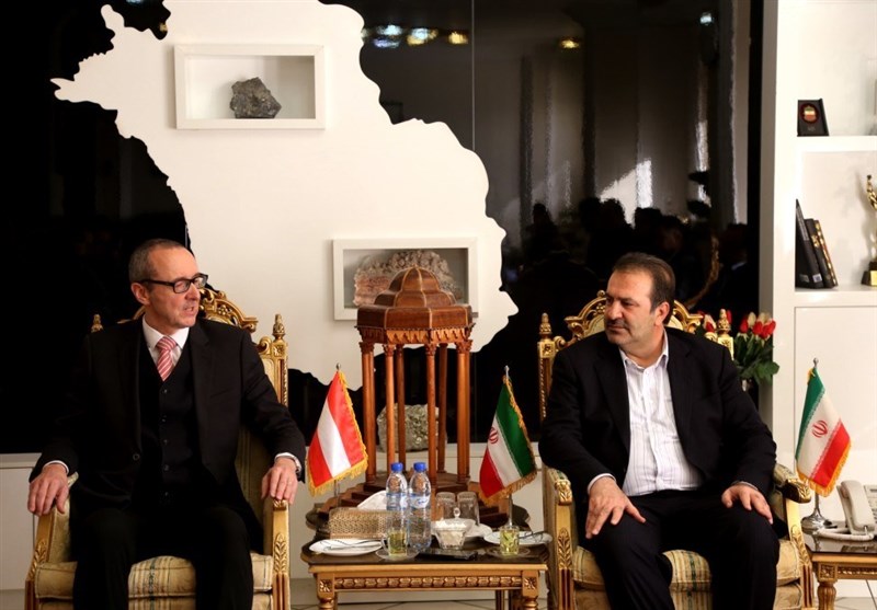 استاندار فارس در دیدار با سفیر اتریش: سرمایه‌گذاران اتریشی حمایت می‌شوند