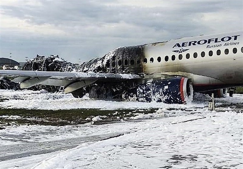 40 Killed After Fire Breaks Out on Russian Passenger Plane (+Video)