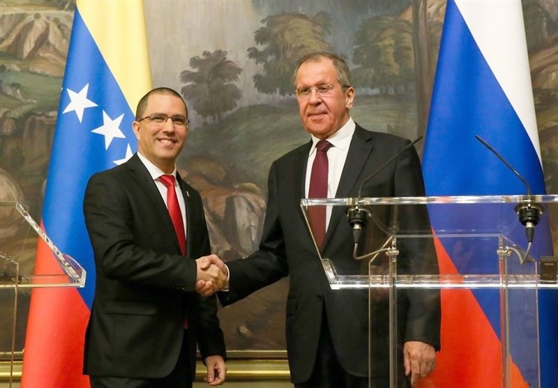 لاوروف: همبستگی روسیه با رئیس‌جمهور و ملت ونزوئلا/آمریکا حق سرنگونی دولت ونزوئلا را ندارد