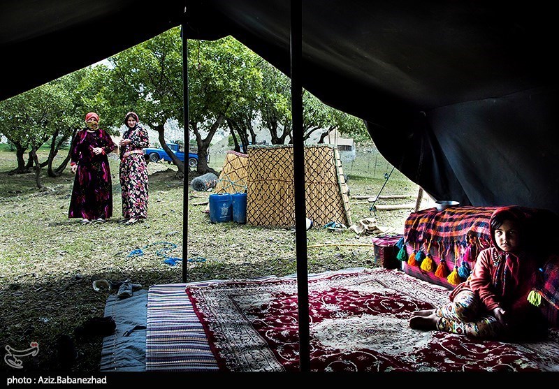 Iranian Nomads Move to Mountainous Regions as Summer Looms