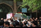 مراسم تشییع پیکر شهید مدافع وطن در اردبیل به روایت تصویر