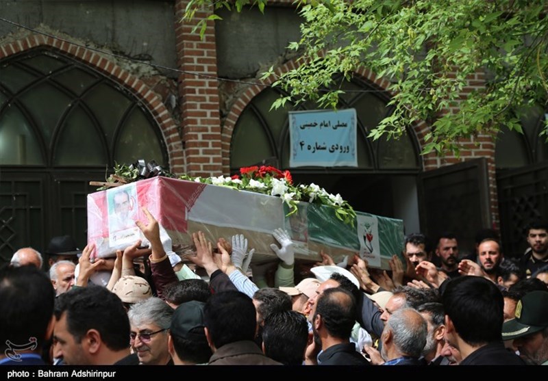 مراسم تشییع پیکر شهید مدافع وطن در اردبیل به روایت تصویر