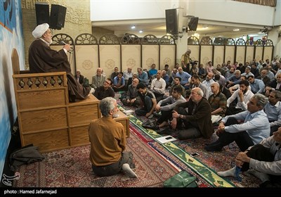 سخنرانی حجت الاسلام و المسلمین حسین انصاریان استاد اخلاق در مسجد حضرت امیر(ع)