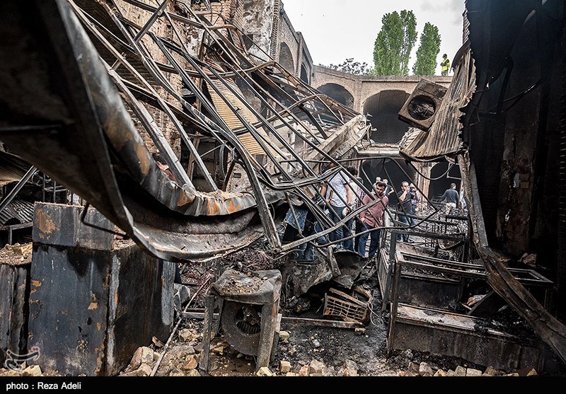 فرماندار تبریز: اتصال جریان برق علت آتش‌سوزی بازار تبریز بود/125 مغازه از 50 تا 100 درصد ‌آسیب دیدند