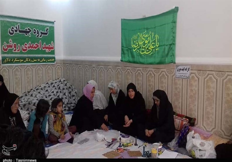 حضور فعال گروه جهادی شهید «احمدی روشن» تا پایان ماه رمضان در مناطق سیل‌زده خوزستان