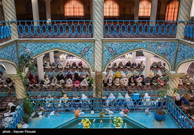 People Gather to Recite Quran in Iran's Kurdistan