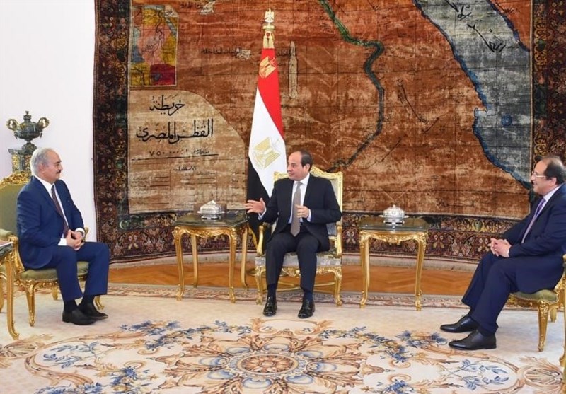 السیسی بر حمایت از عملیات نظامی حفتر در لیبی تأکید کرد