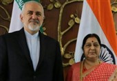 دیدار ظریف با وزیر خارجه هند در دهلی‌نو