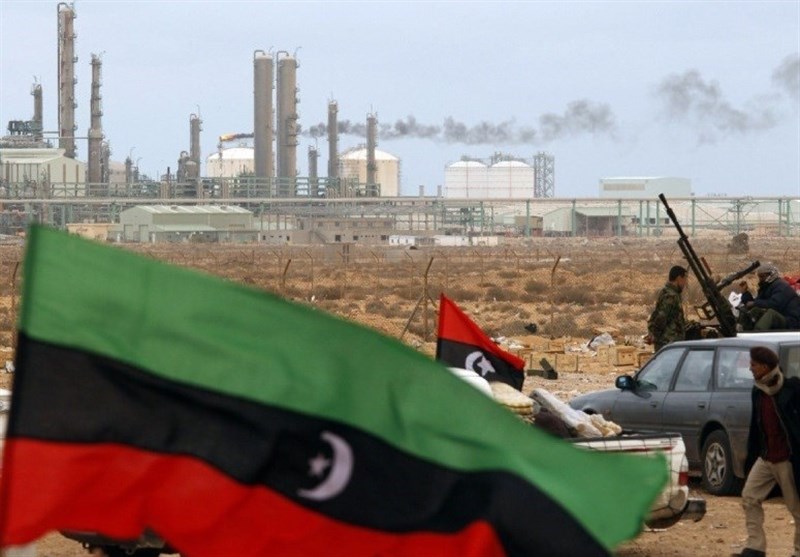 تولید نفت لیبی تا 300 هزار بشکه در روز کاهش یافت