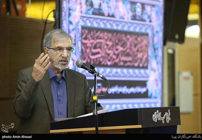 شعرخوانی سیدعلی موسوی گرمارودی در پنجمین سوگواره شعر ام‌المؤمنین خدیجه کبری (س)