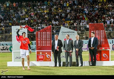 برسبوليس بطلاً للدوري الإيراني الممتاز