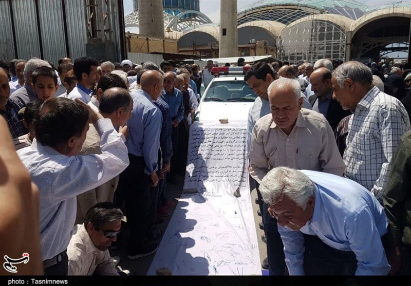 حمایت مردم اصفهان از برگزاری مراسم روز جهانی قدس در میدان امام (ره)+تصاویر