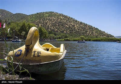 تالاب زریوار نگین غرب ایران