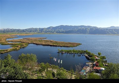 تالاب زریوار نگین غرب ایران