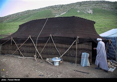 "سیاهچادر" نمادی از فرهنگ و تمدن عشایر / آمیزهای از ذوق و هنر و صنعت که کمرنگ شده است