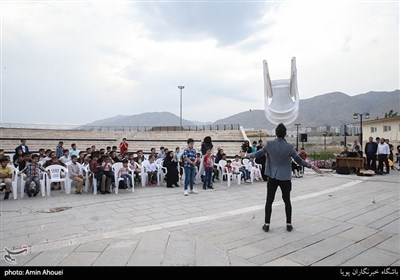 ویژه برنامه کودکان در حاشیه مراسم افطاری خانواده شهدای جبهه مقاومت