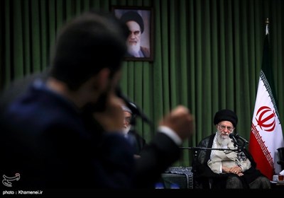 Iranian Poets Meet with Ayatollah Khamenei