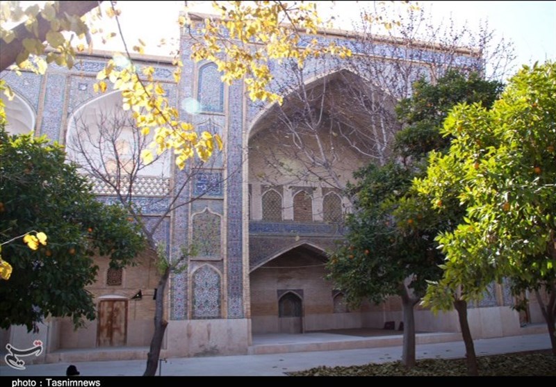 Khan School: Historical Landmark in Shiraz