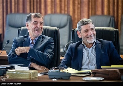 محمدحسین صفارهرندی و محمدرضا باهنر در جلسه مجمع تشخیص مصلحت نظام 