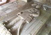 ماجرای انتقال سنگ قبر ناصرالدین شاه به کاخ گلستان/ چرا روایت‌های غلط جای واقعیت را گرفت؟ + مستند