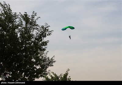 تكاوران،پرش،ميلاد