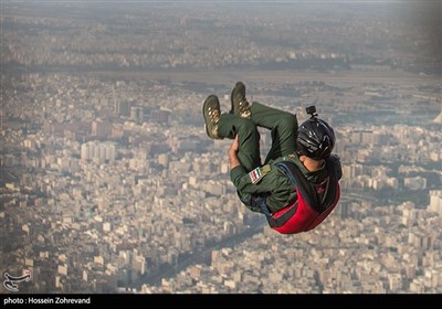 تكاوران،پرش،ميلاد